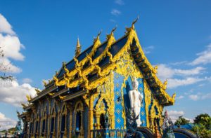 Wat Rong Suea Ten: Blue Temple